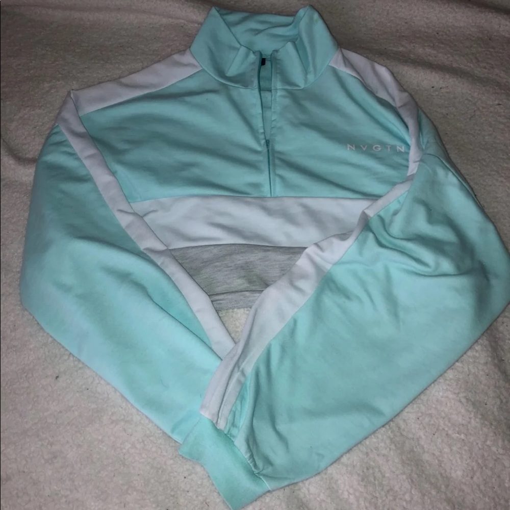 NVGTN crop hoodie